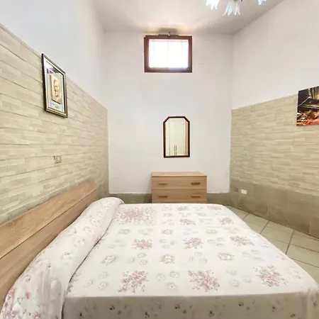 Small House شقة *