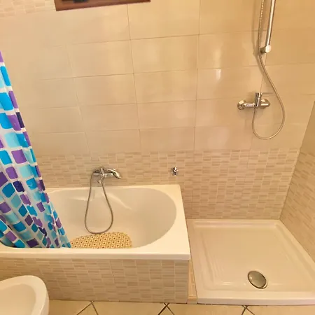 شقة Small House *